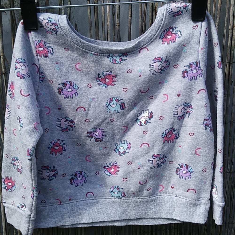 Girl's Garanimals Multi Color Unicorns Hearts Gray Long Sleeve Sweatshirt - 24M